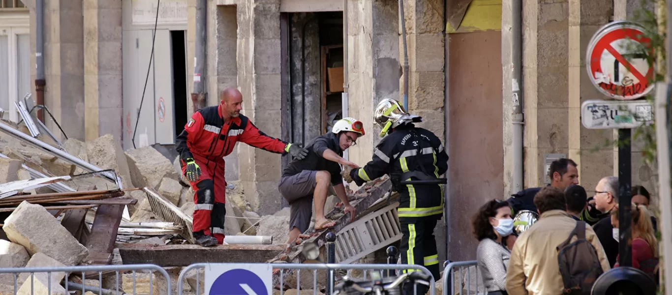 Κατάρρευση δύο κτιρίων στο Μπορντό της Γαλλίας - Τρεις τραυματίες (βίντεο)